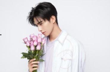 宋威龙恋情爆料最新,甜蜜互动引粉丝热议